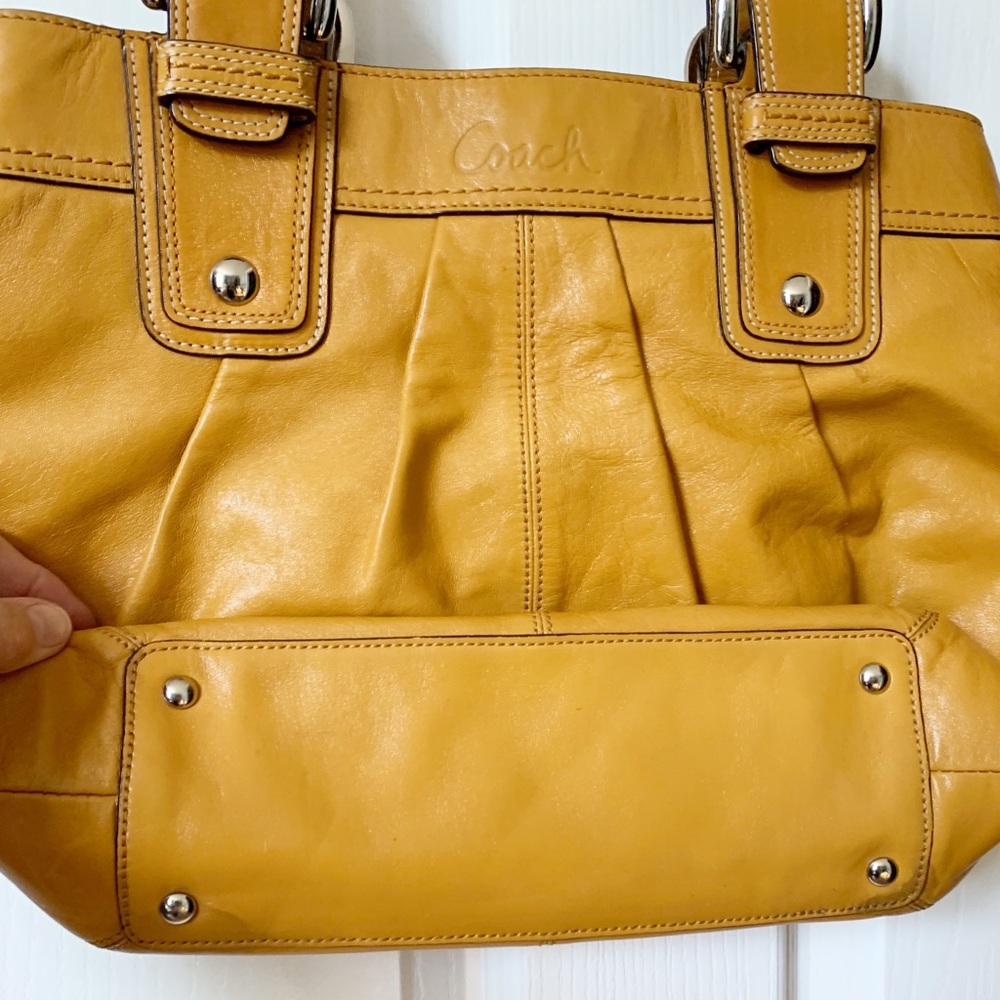 Coach Soho Pleated Leather Gallery Tote